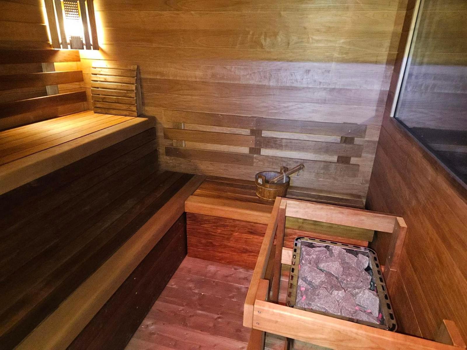Apartmanovy Dom Krivan Bešeňová Eksteriør bilde