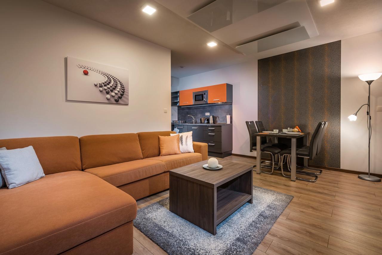 Apartmanovy Dom Krivan Bešeňová Eksteriør bilde
