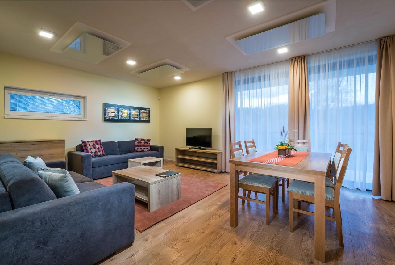Apartmanovy Dom Krivan Bešeňová Eksteriør bilde